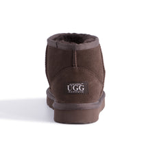 Load image into Gallery viewer, AUS WOOLI UGG SHORT SHEEPSKIN ANKLE BOOT - Chocolate