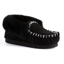 Load image into Gallery viewer, AUS WOOLI HAND STITCHED WOMENS SHEEPSKIN MOCCASIN - Black