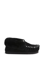Load image into Gallery viewer, AUS WOOLI HAND STITCHED WOMENS SHEEPSKIN MOCCASIN - Black