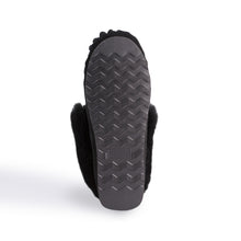 Load image into Gallery viewer, AUS WOOLI HAND STITCHED WOMENS SHEEPSKIN MOCCASIN - Black
