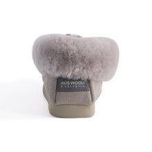 Load image into Gallery viewer, AUS WOOLI HAND STITCHED WOMENS SHEEPSKIN MOCCASIN - Light Grey