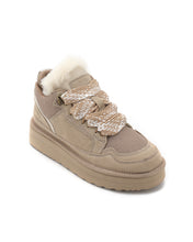 Load image into Gallery viewer, AUS WOOLI UGG Hamilton Sheepskin Wool Lace-Up Sneaker In Sand
