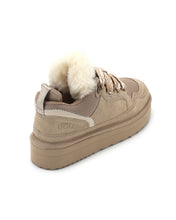 Load image into Gallery viewer, AUS WOOLI UGG Hamilton Sheepskin Wool Lace-Up Sneaker In Sand
