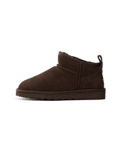 Load image into Gallery viewer, AUS WOOLI UGG Airlie Sheepskin Ultra Mini Boots In Chocolate

