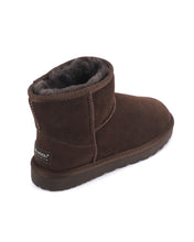 Load image into Gallery viewer, AUS WOOLI UGG Bondi Sheepskin Short Ankle Boots In Chocolate
