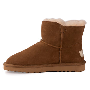 AUS WOOLI UGG SHORT SHEEPSKIN BUTTON BOOT - Chestnut/Tan
