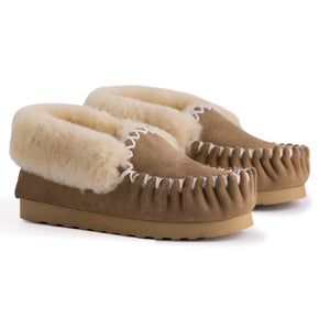 AUS WOOLI HAND STITCHED WOMENS SHEEPSKIN MOCCASIN - Chestnut/Tan